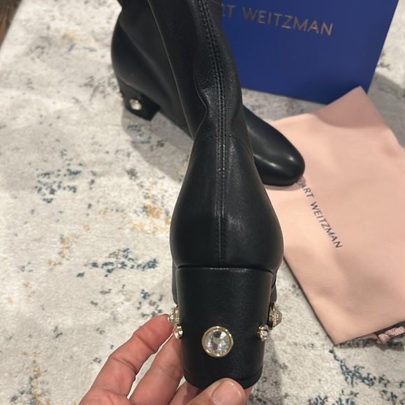 Stuart Weitzman Allshine 60 Leather Bootie in black size 7 NWT - Picture 6 of 13